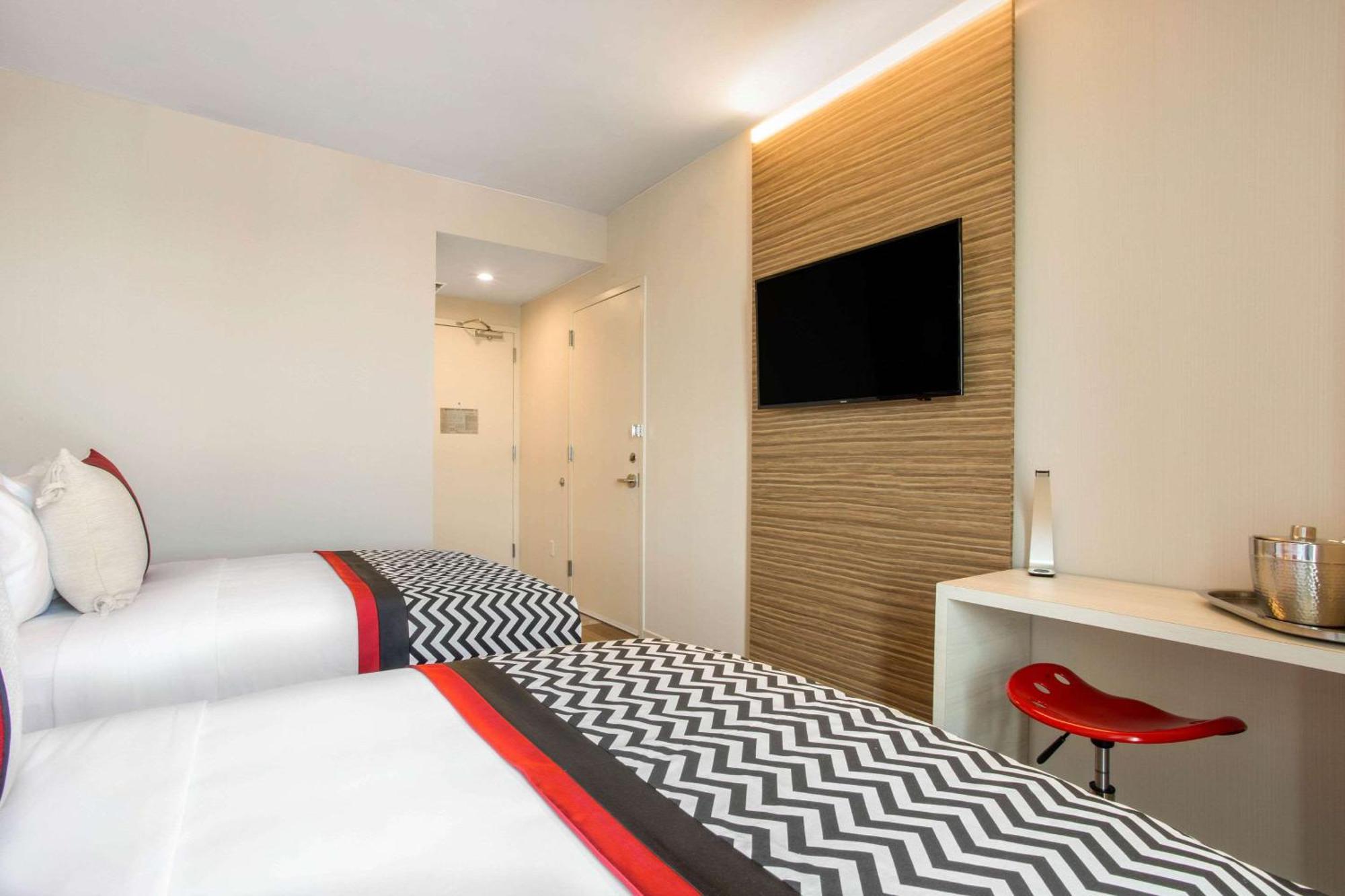 Insignia Hotel Brooklyn, Ascend Hotel Collection New York Exterior photo